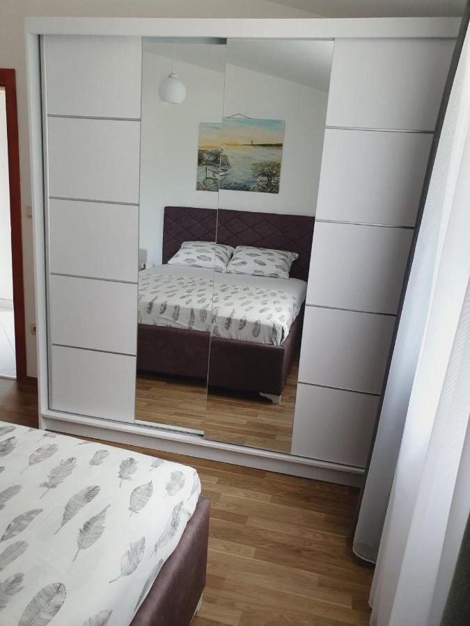 Apartment Macic Dub II Cattaro Esterno foto