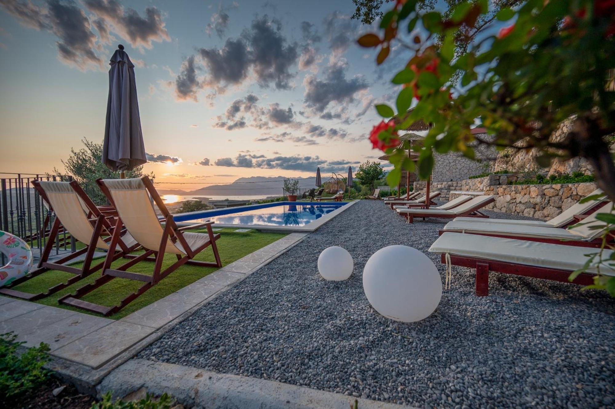 Apartment Macic Dub II Cattaro Esterno foto